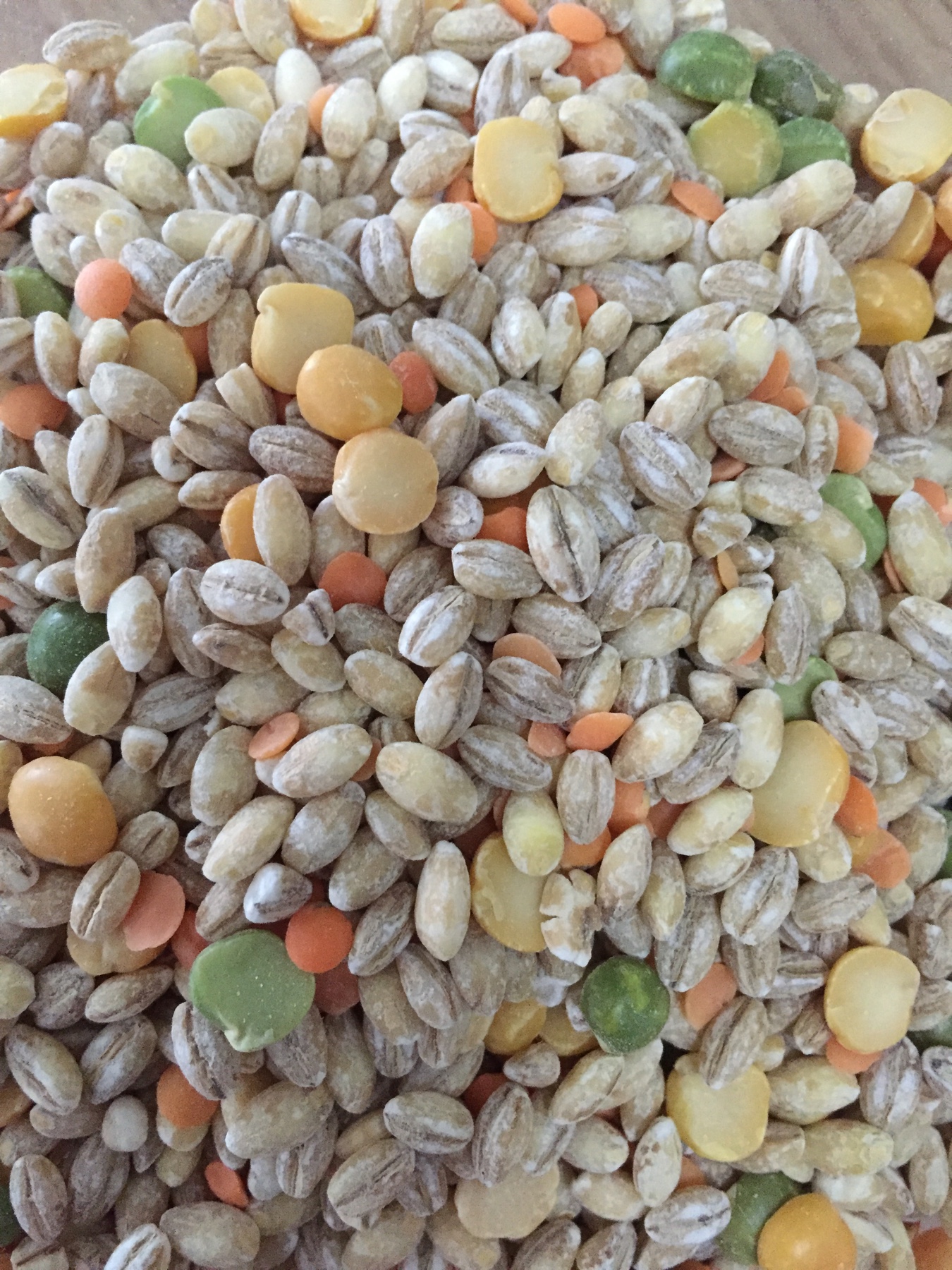 Traditional Ulster Vegetable Soup Mix includes; dried pearl barley, split green peas, split yellow peas and red lentils